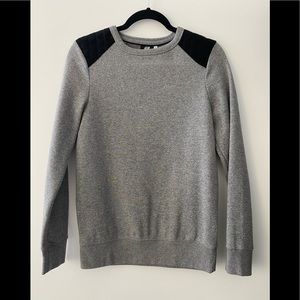 H&M GREY AND BLACK CAPPED SHOULDER SWEATSHIRT
